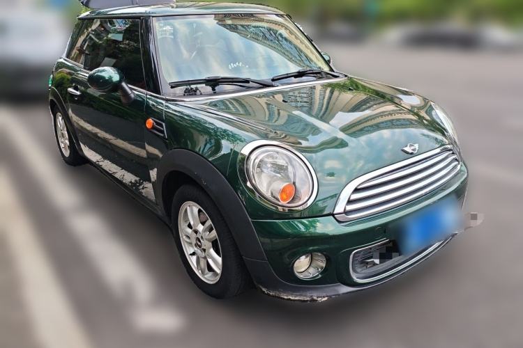 Used MINI 2011 1.6L ONE Front Right 45 Deg
