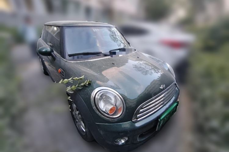 Used MINI 2011 1.6L ONE Front Right 45 Deg