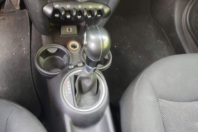 Used MINI 2011 1.6L ONE Gear Lever