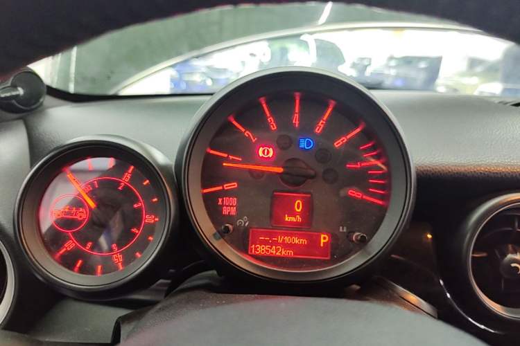 Used MINI 2011 1.6L COOPER CABRIO Instrument Cluster