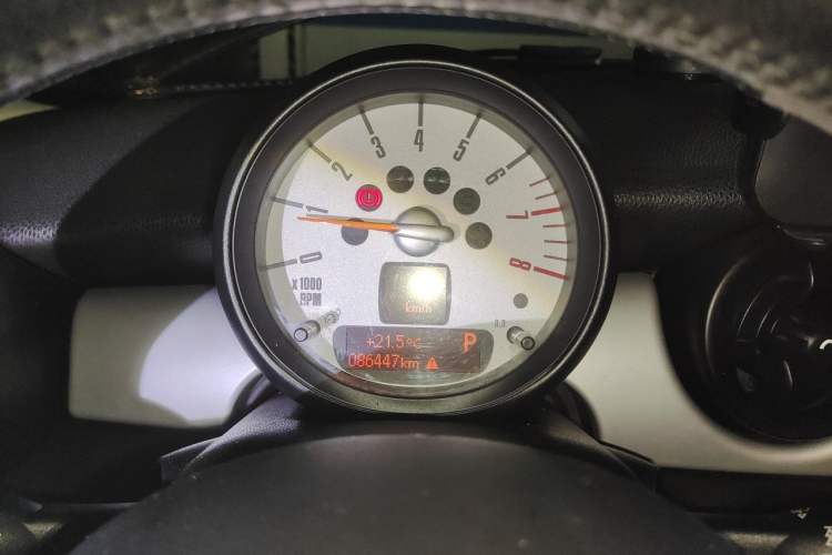 Used MINI 2011 1.6L COOPER Fun Instrument Cluster