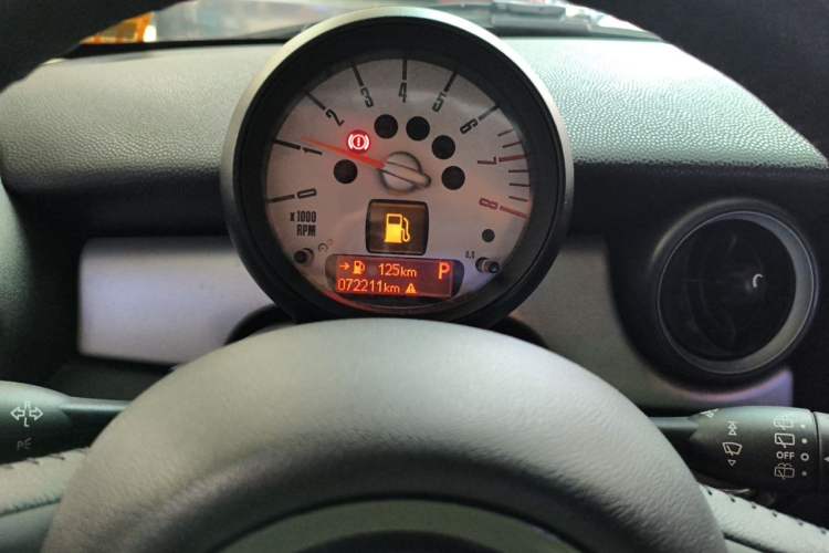 Used MINI 2011 1.6L COOPER Fun Instrument Cluster