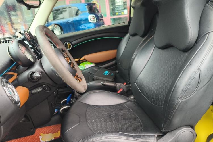 Used MINI 2011 1.6L COOPER Fun Left Front Seat