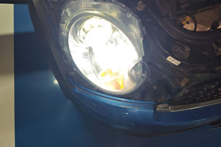 Used MINI 2011 1.6T COOPER S Right Front Headlight