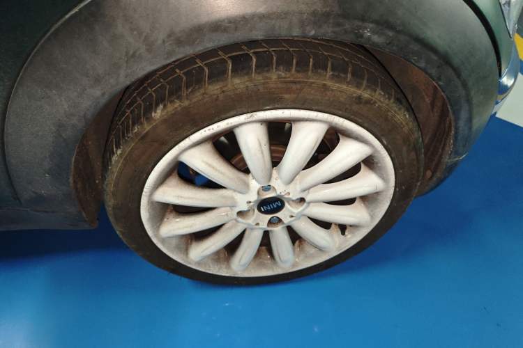 Used MINI 2011 1.6T COOPER S Right Front Wheel Hub