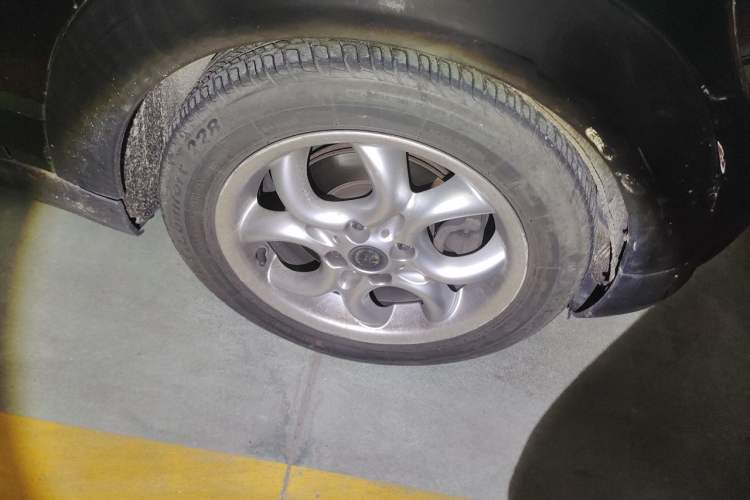 Used MINI 2011 1.6L COOPER Fun Right Front Wheel Hub
