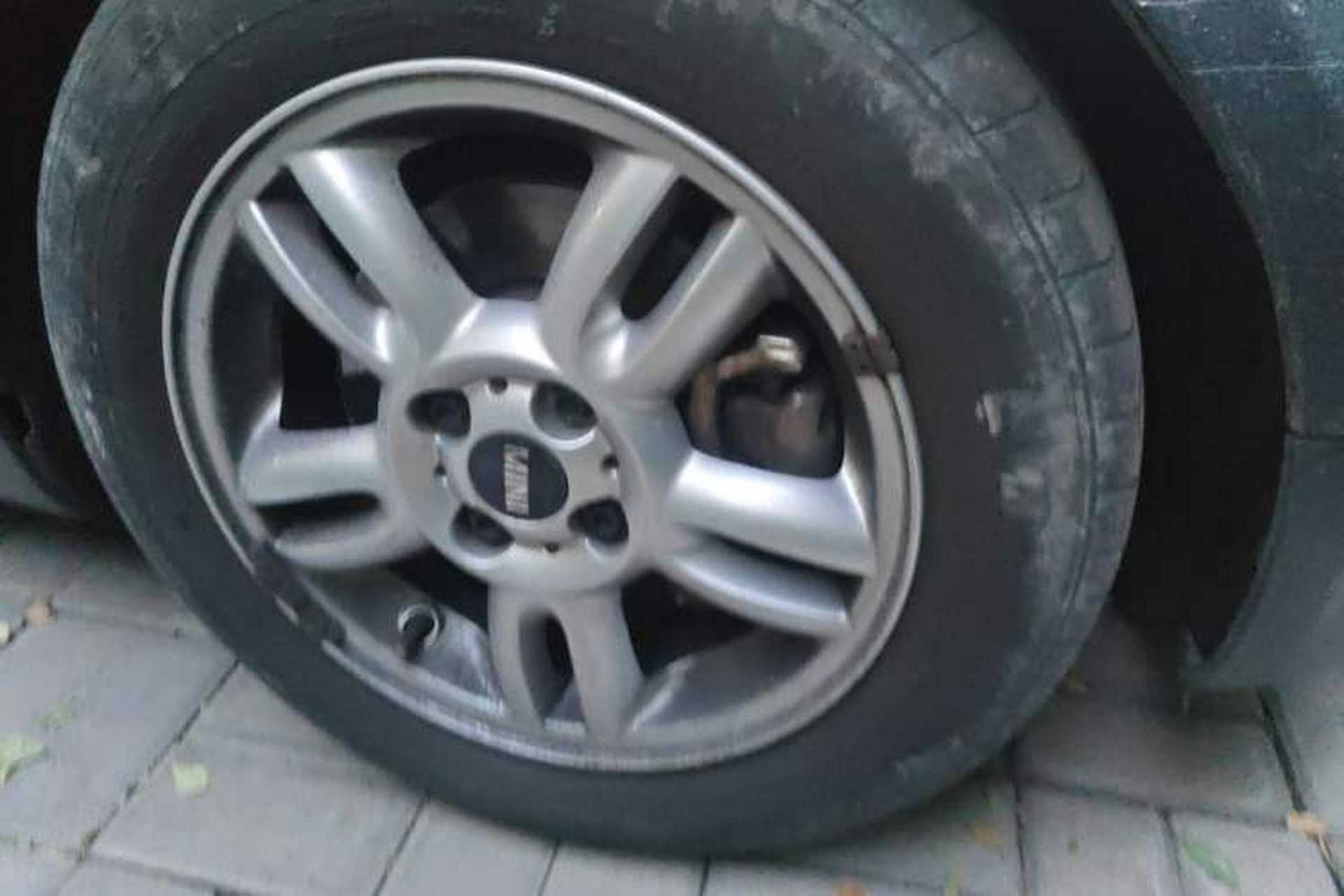 Used MINI 2011 1.6L ONE Right Front Wheel Hub