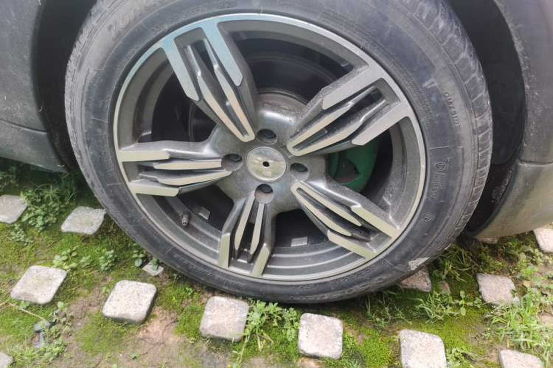 Used MINI 2011 1.6L ONE Right Front Wheel Hub