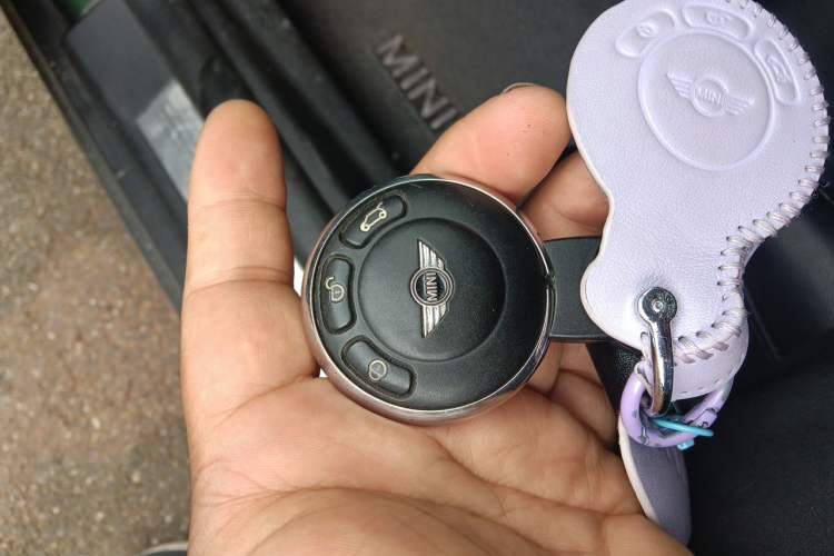 Used MINI 2011 1.6L COOPER Excitement Vehicle Key