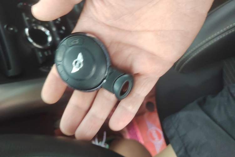 Used MINI 2011 1.6L COOPER Fun Vehicle Key