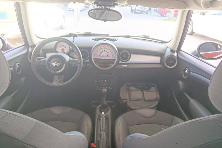 Used MINI 2011 1.6L COOPER Fun Center Console