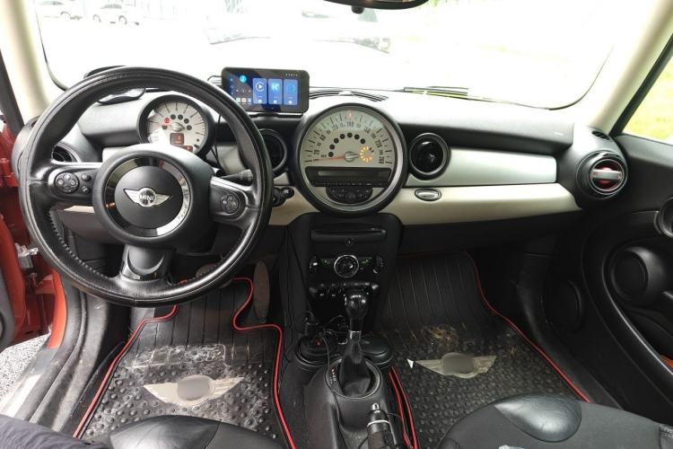 Used MINI 2011 1.6L COOPER Fun Center Console
