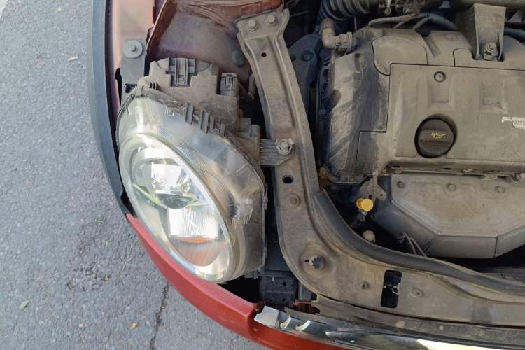 Used MINI 2011 1.6L ONE Engine Bay Right