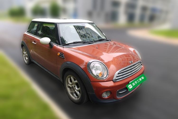 Used MINI 2011 1.6L COOPER Fun Front Right 45 Deg