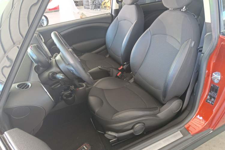 Used MINI 2011 1.6L COOPER Fun Left Front Seat