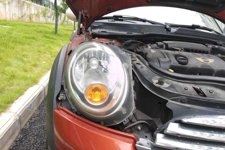 Used MINI 2011 1.6L COOPER Fun Right Front Headlight
