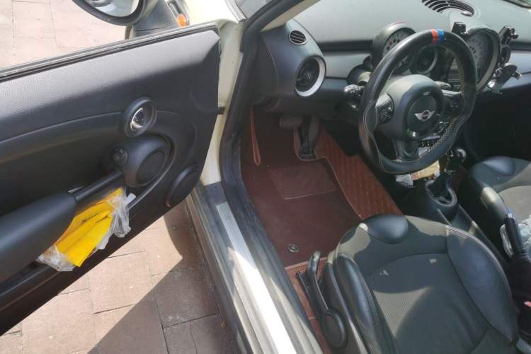 Used MINI 2011 1.6L COOPER Fun Driver Seat