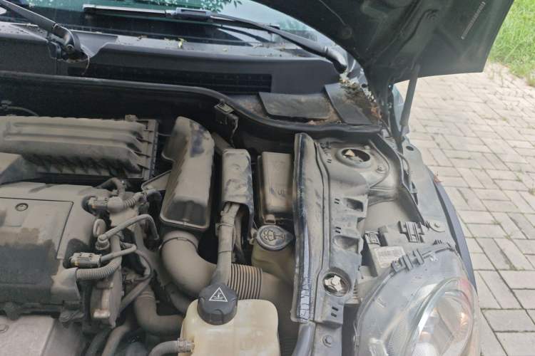 Used MINI 2011 1.6L ONE Engine Bay Left