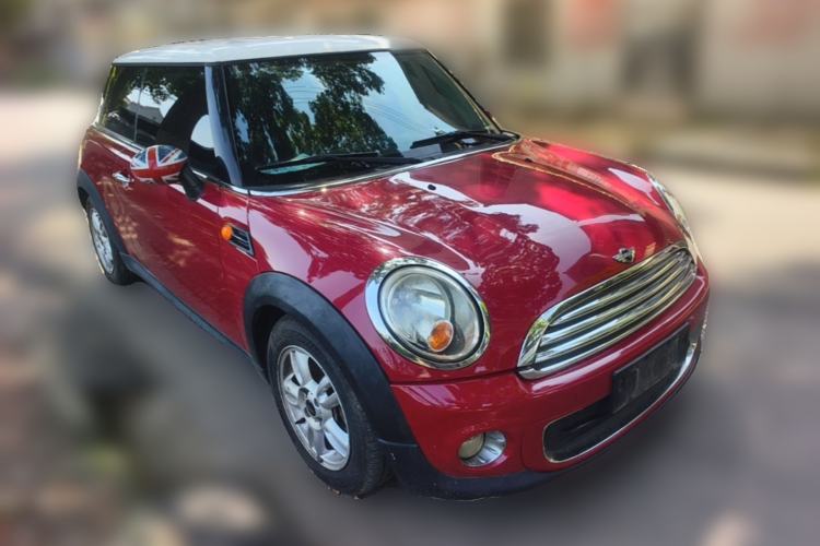 Used MINI 2011 1.6L ONE Front Right 45 Deg