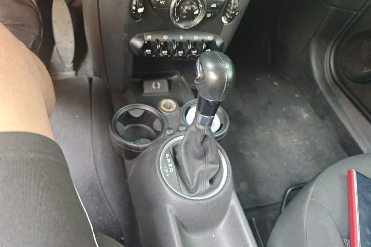 Used MINI 2011 1.6L ONE Gear Lever
