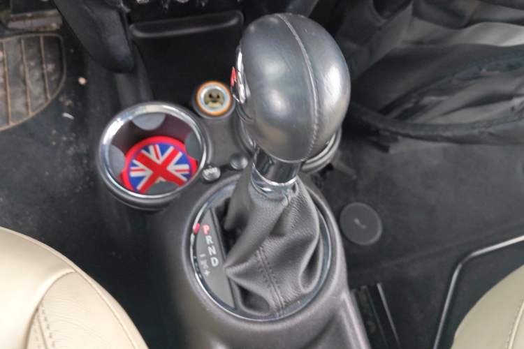 Used MINI 2011 1.6T COOPER S Gear Lever