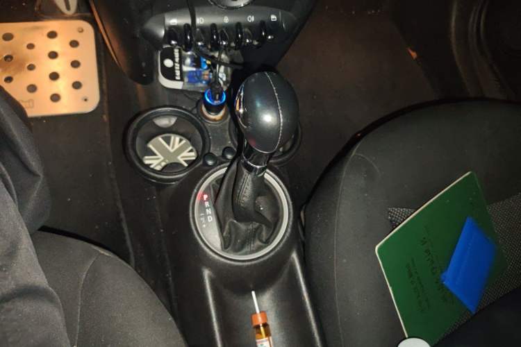 Used MINI 2011 1.6L ONE Gear Lever