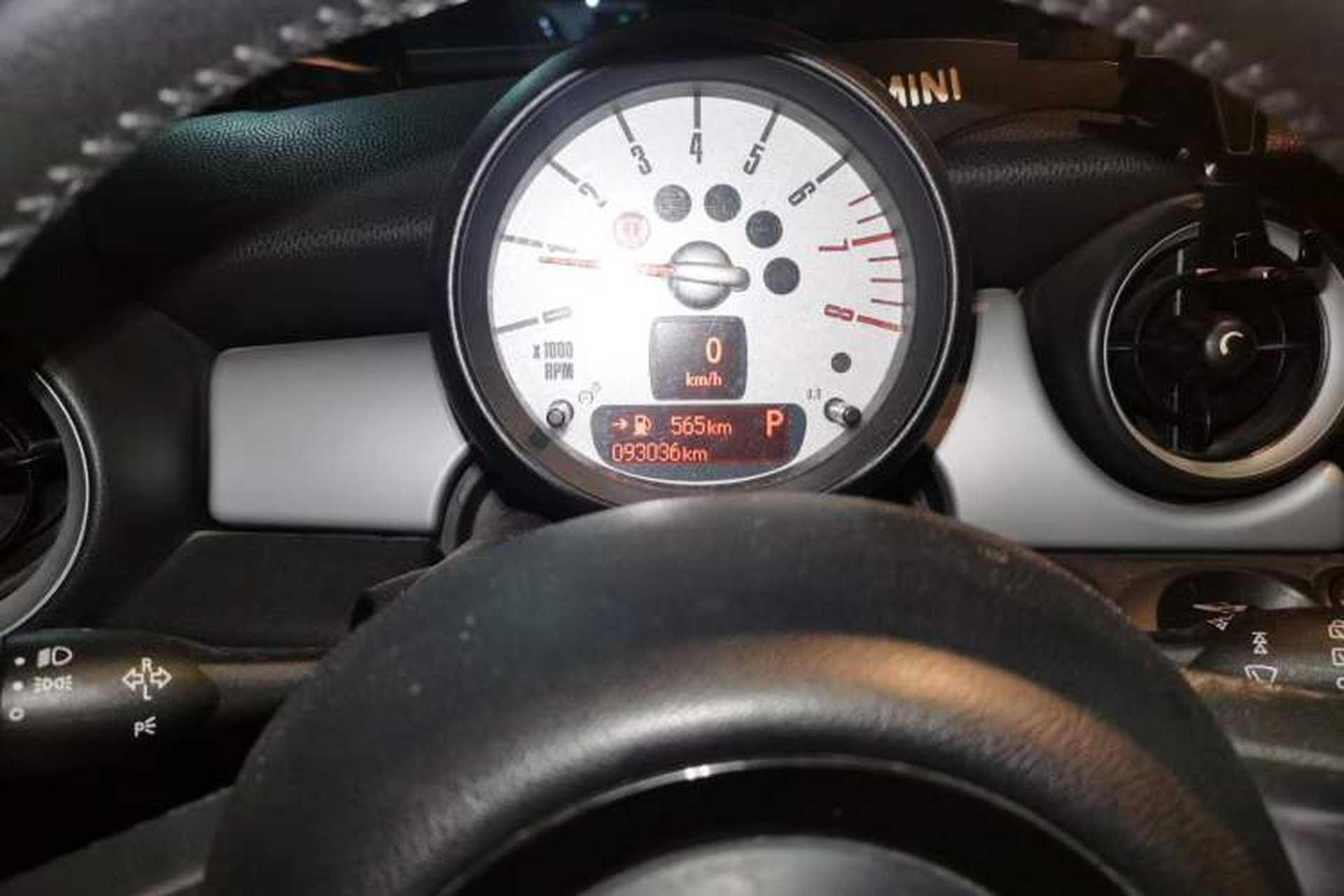 Used MINI 2011 1.6L ONE Odometer Close Up