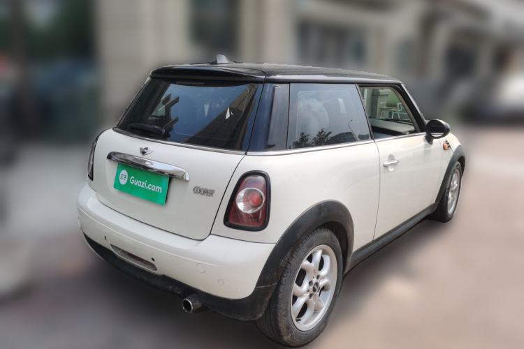 Used MINI 2011 1.6L COOPER Fun Rear Right 45 Deg