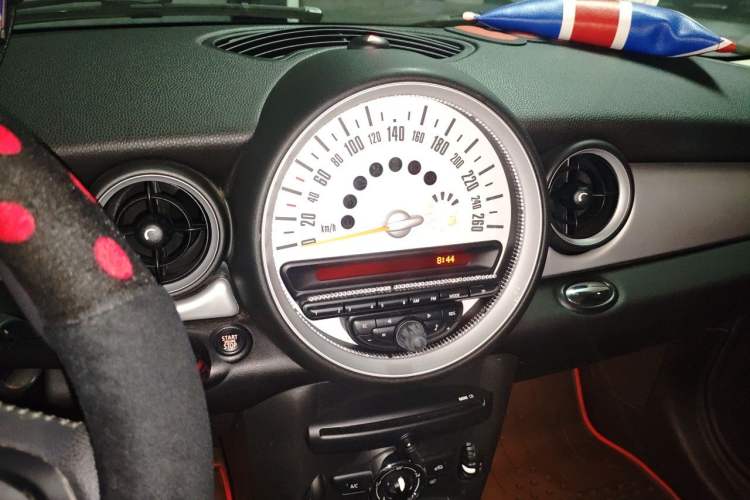 Used MINI 2011 1.6L ONE Audio And AC Panel