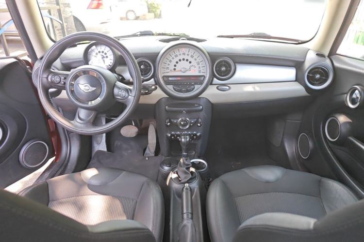 Used MINI 2011 1.6L COOPER Fun Center Console