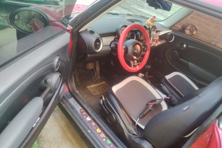 Used MINI 2011 1.6L ONE Driver Seat