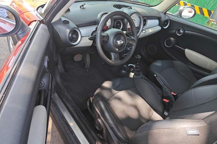 Used MINI 2011 1.6L COOPER Fun Driver Seat