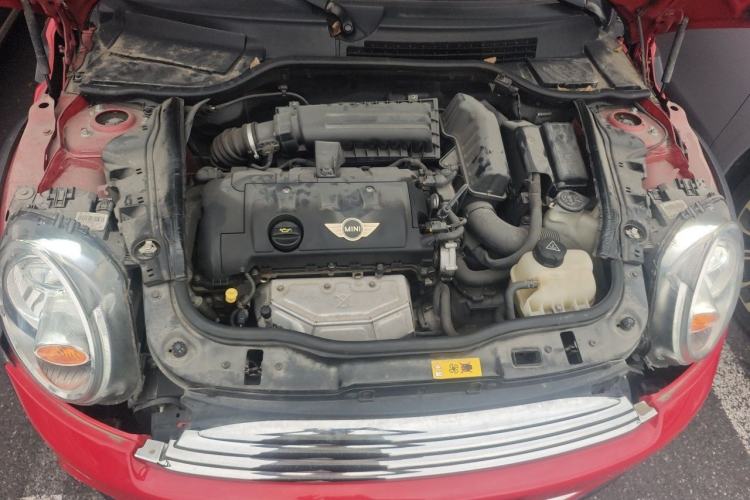 Used MINI 2011 1.6L COOPER Fun Engine Bay