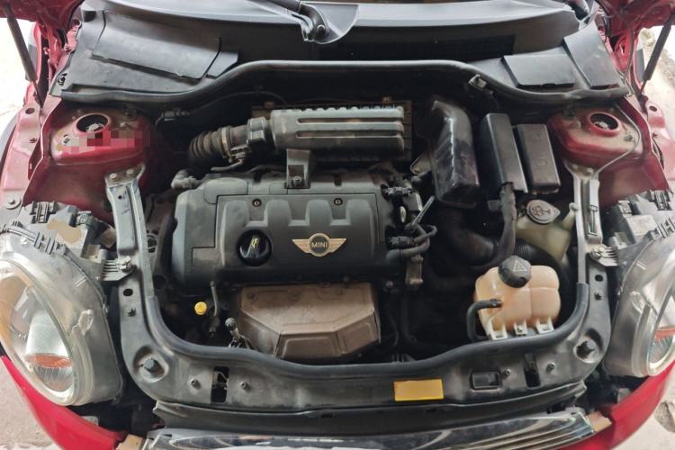 Used MINI 2011 1.6L COOPER Fun Engine Bay