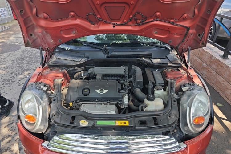 Used MINI 2011 1.6L COOPER Fun Engine Bay