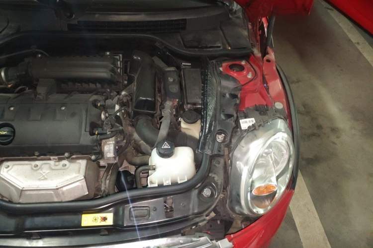 Used MINI 2011 1.6L ONE Engine Bay Left