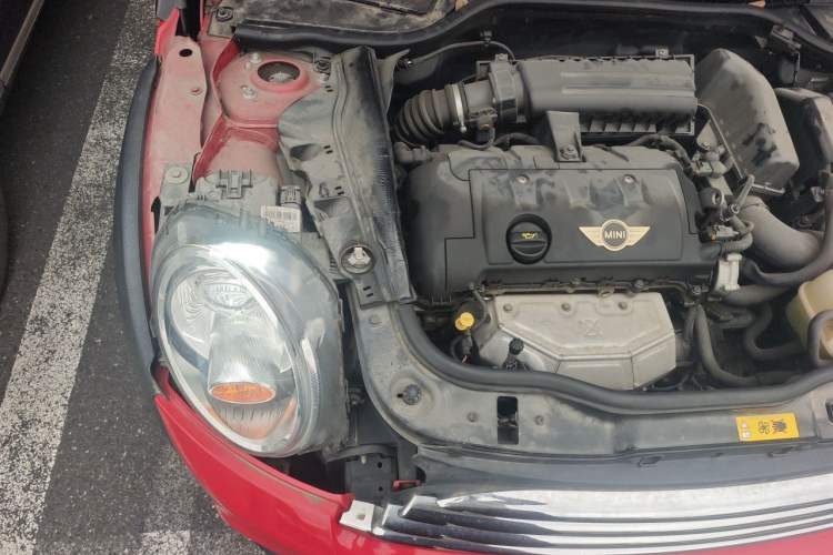 Used MINI 2011 1.6L COOPER Fun Engine Bay Right