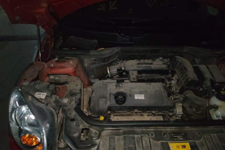 Used MINI 2011 1.6L ONE Engine Bay Right