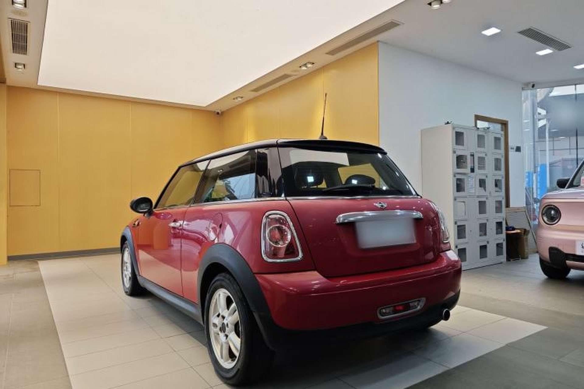 Used MINI 2011 1.6L ONE Exterior 5