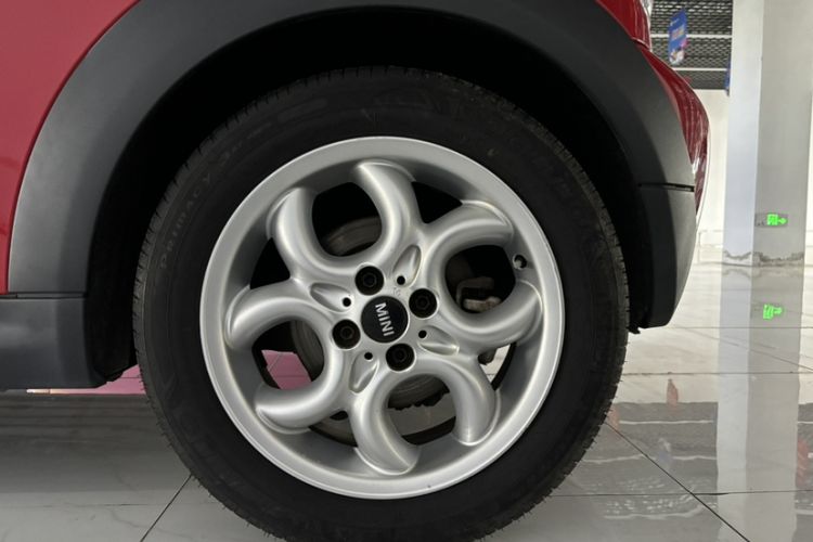 Used MINI 2011 1.6L COOPER Fun Exterior 9