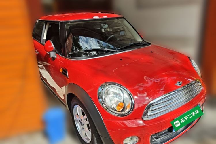 Used MINI 2011 1.6L ONE Front Right 45 Deg