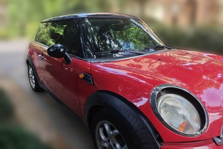 Used MINI 2011 1.6L COOPER Fun Front Right 45 Deg