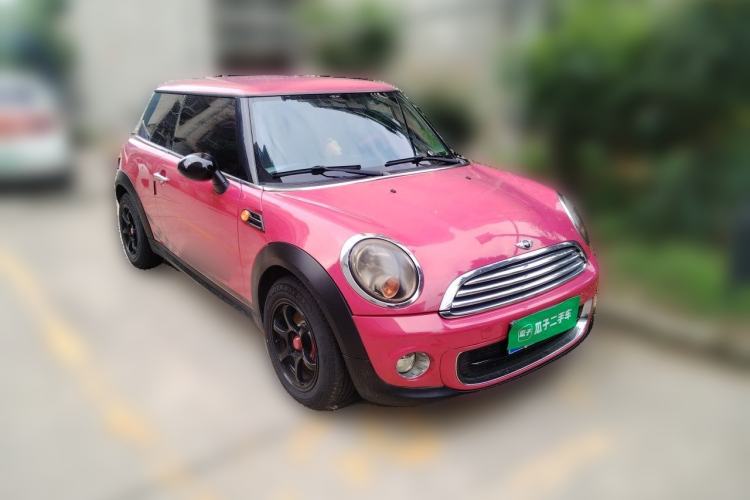 Used MINI 2011 1.6L ONE Front Right 45 Deg