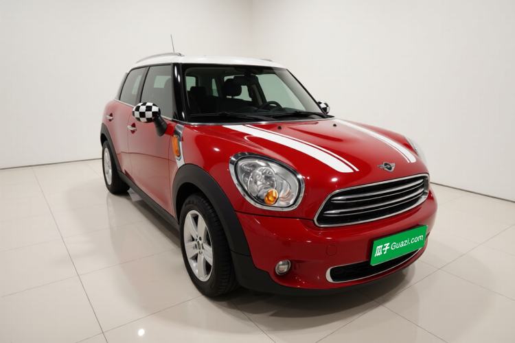Used MINI 2011 1.6L ONE Front Right 45 Deg