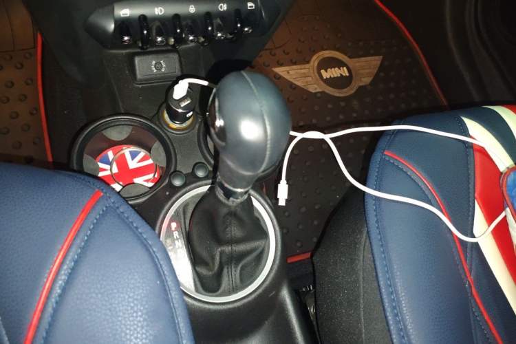Used MINI 2011 1.6L ONE Gear Lever