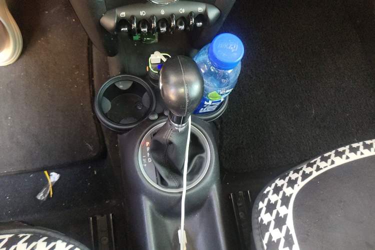 Used MINI 2011 1.6L ONE Gear Lever