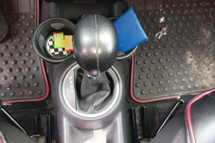 Used MINI 2011 1.6L COOPER Fun Gear Lever