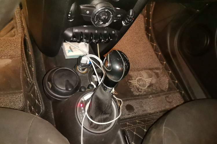 Used MINI 2011 1.6L ONE Gear Lever