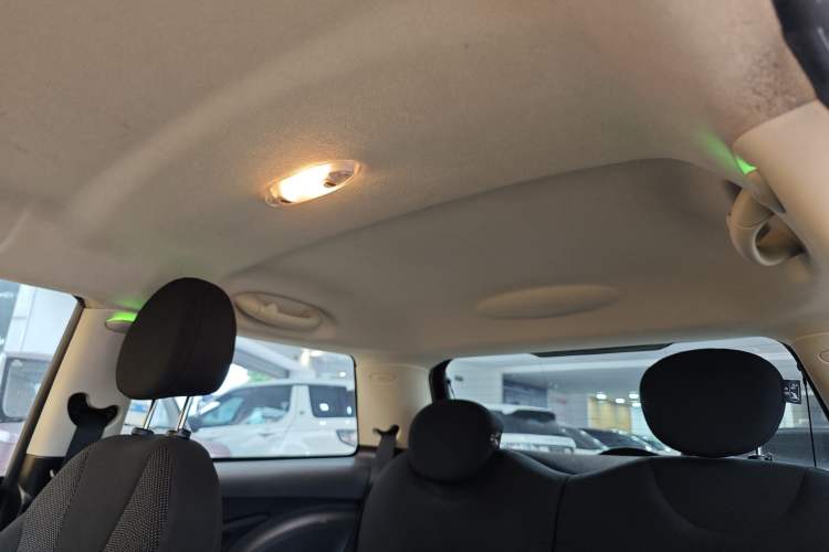 Used MINI 2011 1.6L ONE Headliner