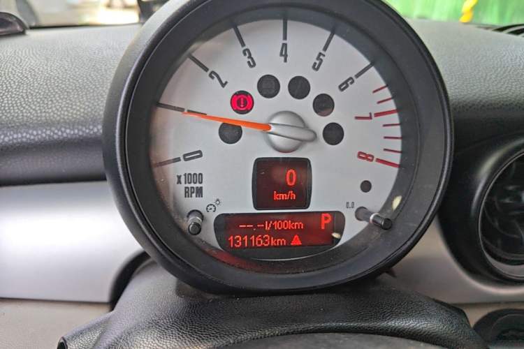 Used MINI 2011 1.6L COOPER Fun Instrument Cluster